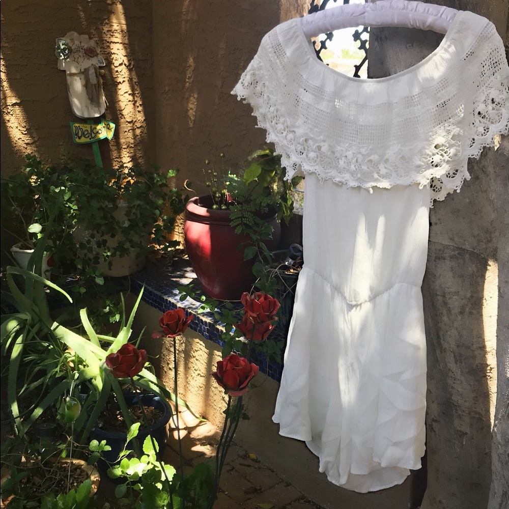 White/off white wranglers romper never worn!!